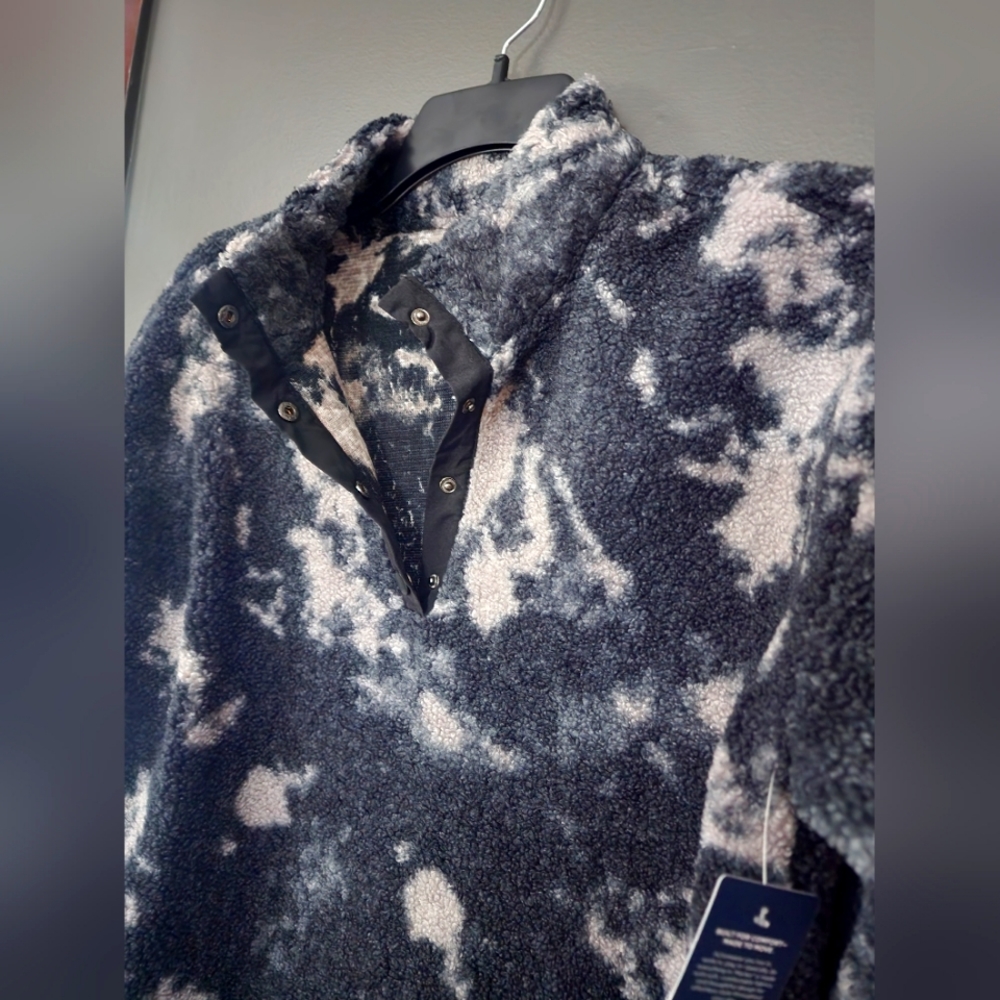 Marika Black Ink Tie Dye Faux Teddy Bear Pullover Sweatshirt Size Large NWT
